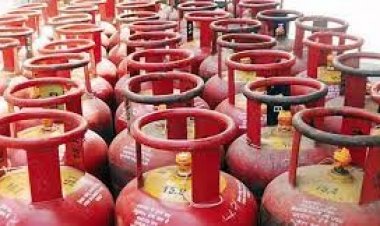 ভারতে এক ধাক্কায় সিলিন্ডারের দাম কমলো ৯১.৫ রুপি