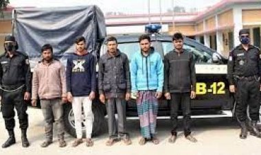 ভেড়ামারায় আ’লীগ নেতা হত্যা মামলায় গ্রেফতার ৫, আগ্নেয়াস্ত্র উদ্ধার