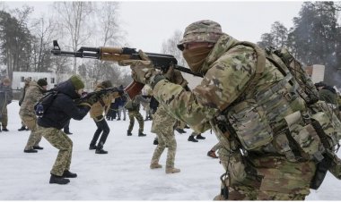  পাল্টাপাল্টি হামলায় ইউক্রেন-রাশিয়ার প্রায় ১০০ সৈন্য নিহত