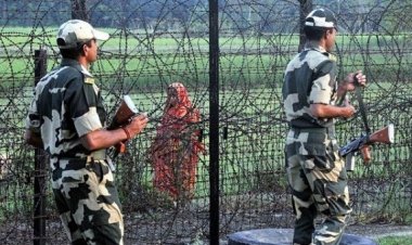 বাংলাদেশের সীমান্তে মদ্যপ অবস্থায় বিএসএফ সদস্য আটক