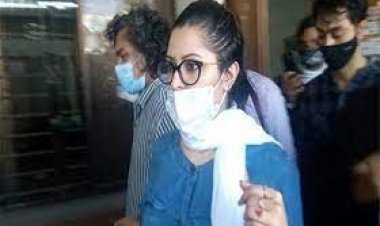  মাদক মামলায় চার্জগঠন বাতিলে পরীমনির আবেদনের শুনানি আজ