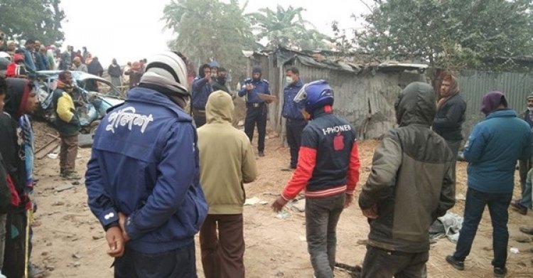 দিনাজপুরে ট্রেনের ধাক্কায় নিহত ৩