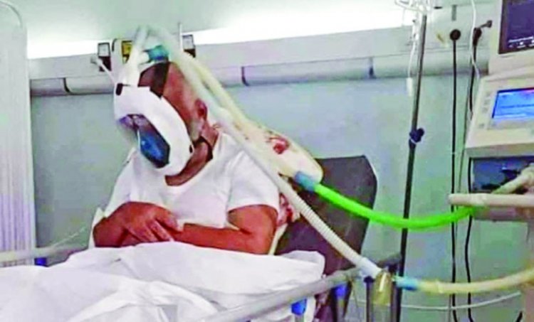 মাকে অবহেলা, এক মিনিটে স্ত্রীদের তালাক দিলেন ৩ ভাই