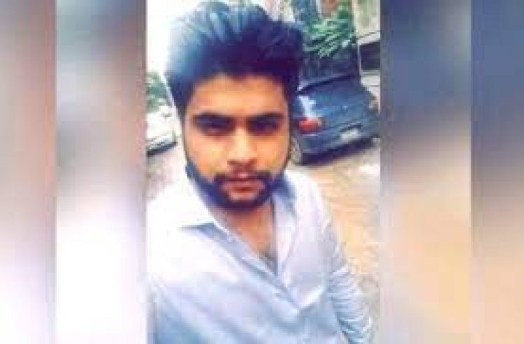 অভিনেতা সোহেল খানের ছেলের বিরুদ্ধে পর্নোগ্রাফি আইনে মামলা