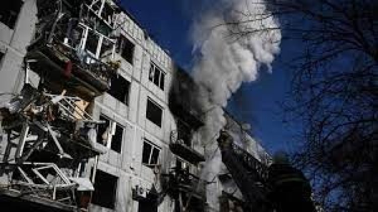  কিয়েভে আবাসিক ভবনে রাশিয়ার হামলা