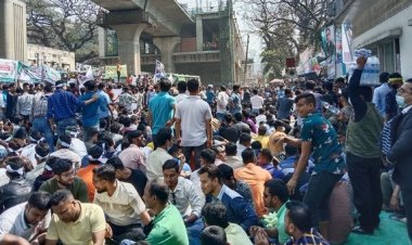 প্রেসক্লাবে ছাত্রদলের সমাবেশে নেতাকর্মীদের ঢল