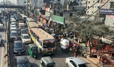 আজও যানজটে নাকাল ঢাকার মানুষ