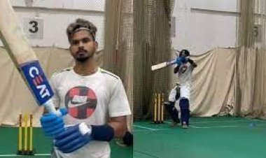  ফিফটি করেই সেঞ্চুরির আনন্দ শ্রেয়াসের