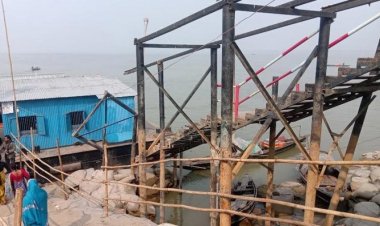 ৭ মাসেও সংস্কার হয়নি দুই সেতু, যাত্রীদের ভোগান্তি