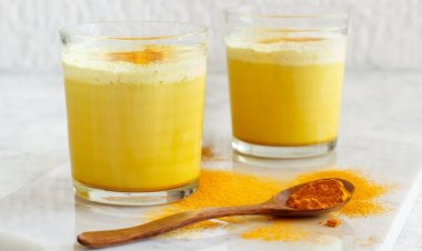 ৭ উপায়ে হলুদ খেতে পারেন নিয়মিত