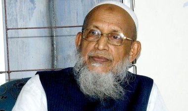 দুদকের মামলায় মুফতি ইজহারের ২ বছরের কারাদণ্ড