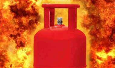 বাড্ডায় গ্যাস সিলিন্ডার বিস্ফোরণ, শিশুসহ দগ্ধ ৪