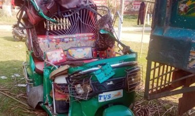 নরসিংদীতে পিকআপ-সিএনজি সংঘর্ষে নিহত ৪