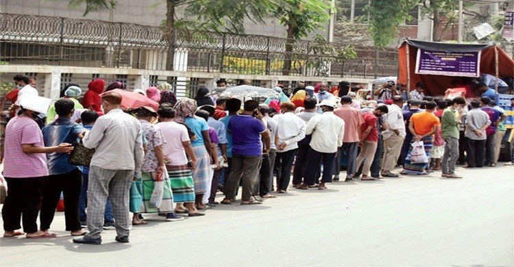 কাউন্সিলর-আ’লীগ নেতাদের তালিকায় নাম থাকলে মিলবে টিসিবির পণ্য