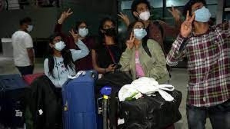 ইউক্রেন থেকে ফিরলো ভারতের আরও ১৮৩ শিক্ষার্থী