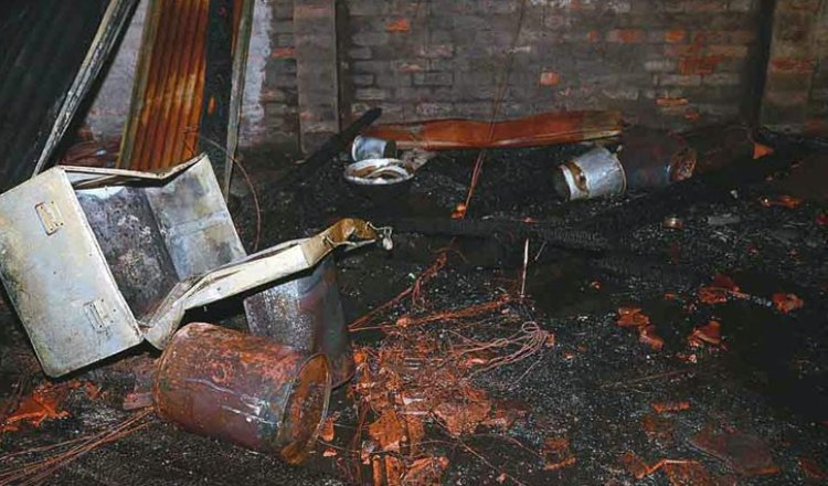  কলকাতায় আবাসিক হোটেলে অগ্নিকাণ্ড, এক বাংলাদেশির মৃত্যু