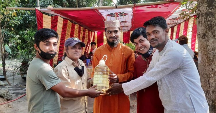 ব্রাহ্মণবাড়িয়ায় বউভাতে সয়াবিন তেল উপহার