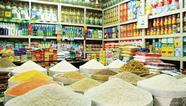 সরকারি নির্দেশনা অমান্য, তেলের দাম কমেনি বাজারে