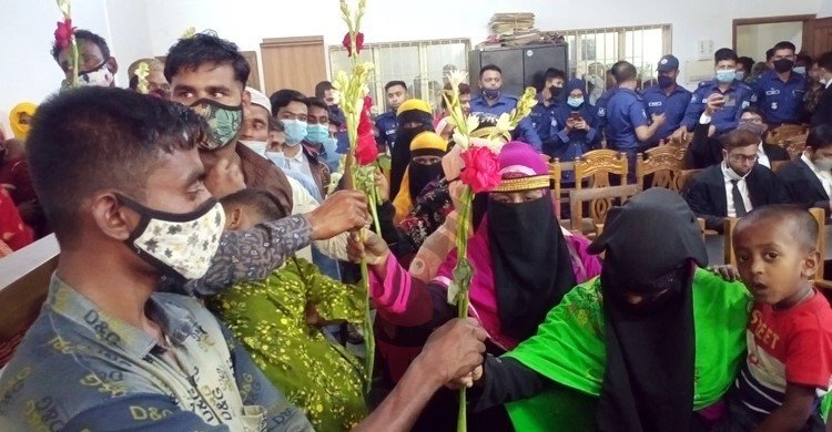 ৫০ দম্পতিকে সংসারে ফেরালেন আদালত