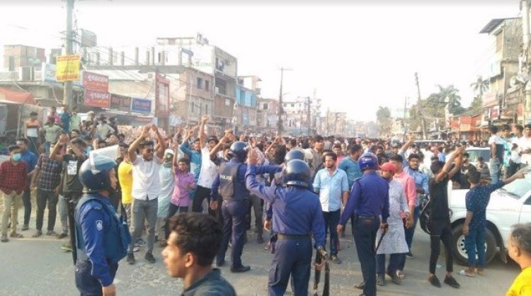 নোয়াখালীতে আ’ লীগের দুই গ্রুপের পাল্টাপাল্টি কর্মসূচি, চরম উত্তেজনা