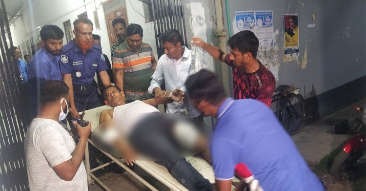 কচুয়া থানার এসআইকে কুপিয়ে পালালেন হত্যা মামলার আসামি