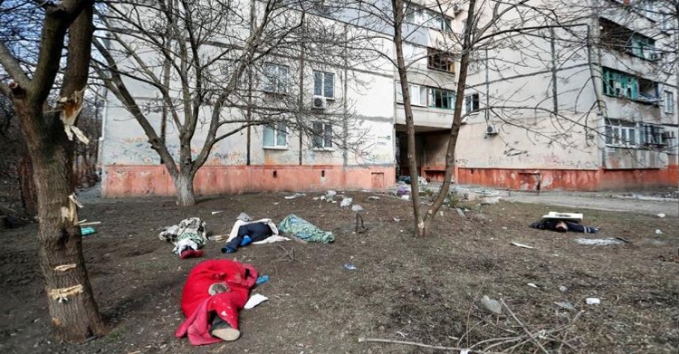  মারিউপোল: রাস্তায় রাস্তায় মরদেহ, ভাগ্যে থাকলে মিলছে গণকবর
