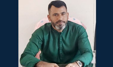 ২৪ ঘণ্টা পর যদি যশোরে থাকতে পারেন চুড়ি পরে ঘুরব: শিক্ষককে যুবলীগ নেতা