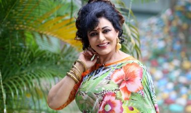 আবারও সিনেমা পরিচালনায় রোজিনা