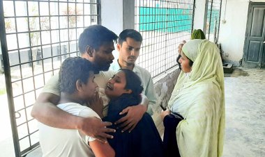  ভালুকায় ট্রাকচাপায় অটোরিকশার চালকসহ ৩ যাত্রী নিহত