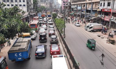 দিনের শুরুতে যেমন যানজট, শেষেও একই ভোগান্তি