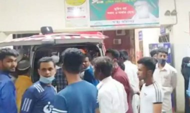 কুপিয়ে চাচার হাত বিচ্ছিন্ন করে দিলেন ভাতিজা 