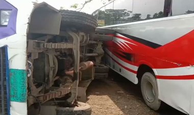 সুনামগঞ্জে দুই বাসের সংঘর্ষে একজন নিহত