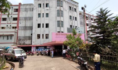 বরিশালে পূর্ব বিরোধের জের ধরে যুবককে কুপিয়ে হত্যা