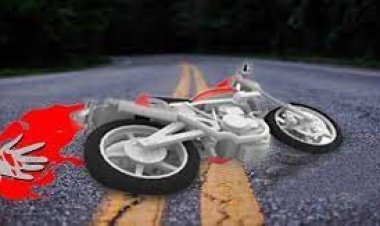 কাভার্ডভ্যানের ধাক্কায় ২ মোটরসাইকেল আরোহী নিহত