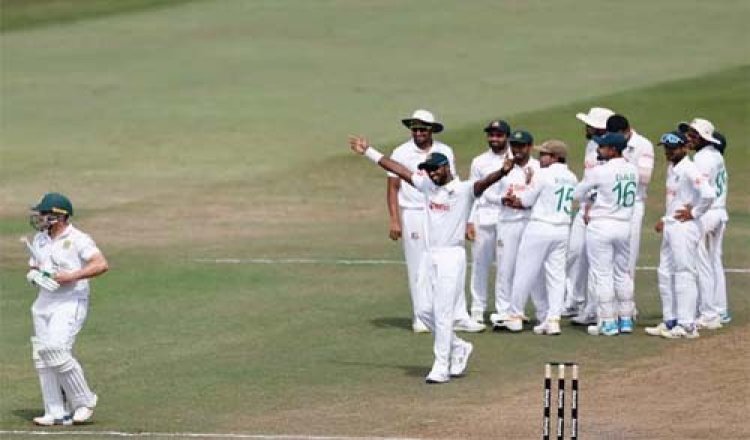  করতে হবে আরও ২৬৩ রান, আশা ছাড়ছে না বাংলাদেশ