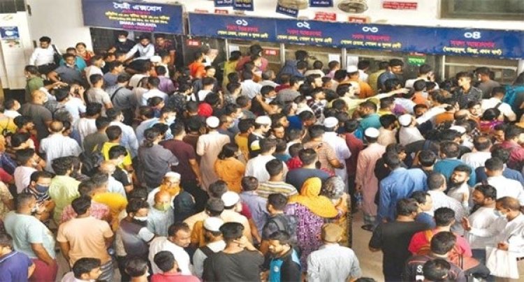 টিকিট যেন সোনার হরিণ, সন্ধ্যা থেকেই অপেক্ষা শুরু