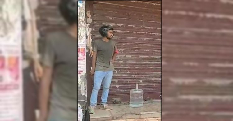 রামদা দিয়ে নাহিদকে কুপিয়েছে ঢাকা কলেজের রাব্বী