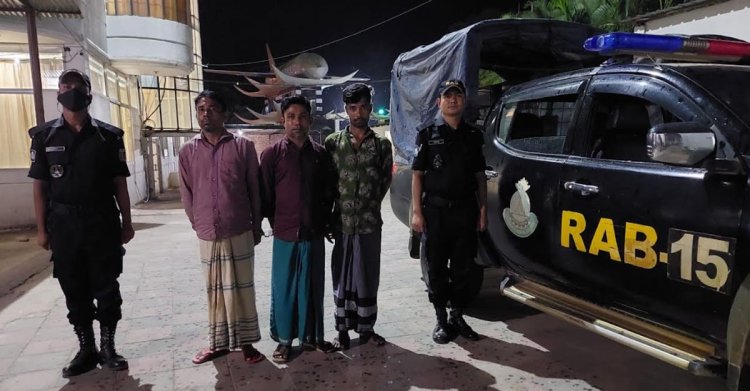 পাহাড়ে বসে সন্ত্রাসী তৎপরতা, যুবলীগ সভাপতিসহ আটক ৩