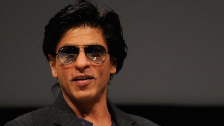  ২৫ লাখ রুপি খরচ করে বাড়ির নেমপ্লেট পাল্টালেন শাহরুখ