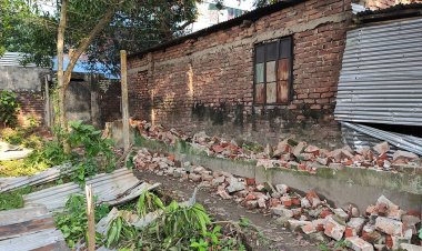 প্রবাসীর বাড়ি ভাঙচুর, সাংবাদিকদের না জানাতে মুচলেকা নিল পুলিশ