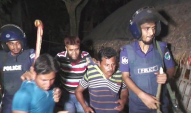ঝিনাইদহে পুলিশের সঙ্গে গ্রামবাসীর সংঘর্ষ, আহত ১০