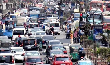 সকাল থেকেই  তীব্র যানজটে নাকাল নগরবাসী
