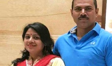 আত্মসমর্পণ করলেন সাবেক ওসি প্রদীপের স্ত্রী চুমকি