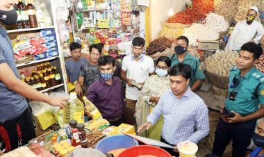 দাম বাড়ার খবর পেলেও কমার খবর পান না ব্যবসায়ীরা!