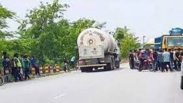 দিনাজপুরে ট্রাকচাপায় ইউপি সদস্যসহ নিহত ৩