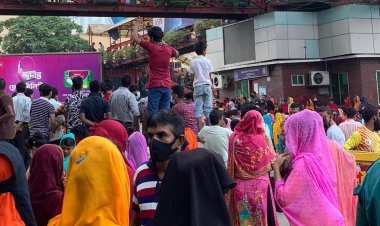 মিরপুরে গার্মেন্টস শ্রমিকদের সড়ক অবরোধ