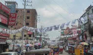 কুমিল্লায় ভোটের আগে ‘টাকা ছড়ানোর’ পাল্টাপাল্টি অভিযোগ