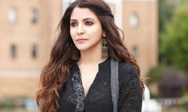 অনুমতি ছাড়াই মেয়ের ছবি প্রকাশ, ক্ষোভ আনুশকার