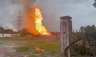 নিয়ন্ত্রণে আসেনি আদমজী ইপিজেডের আগুন, গ্যাস সরবরাহ বন্ধ