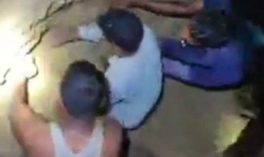 মহেশখালীতে পাহাড় ধসে এক শিশুর মৃত্যু